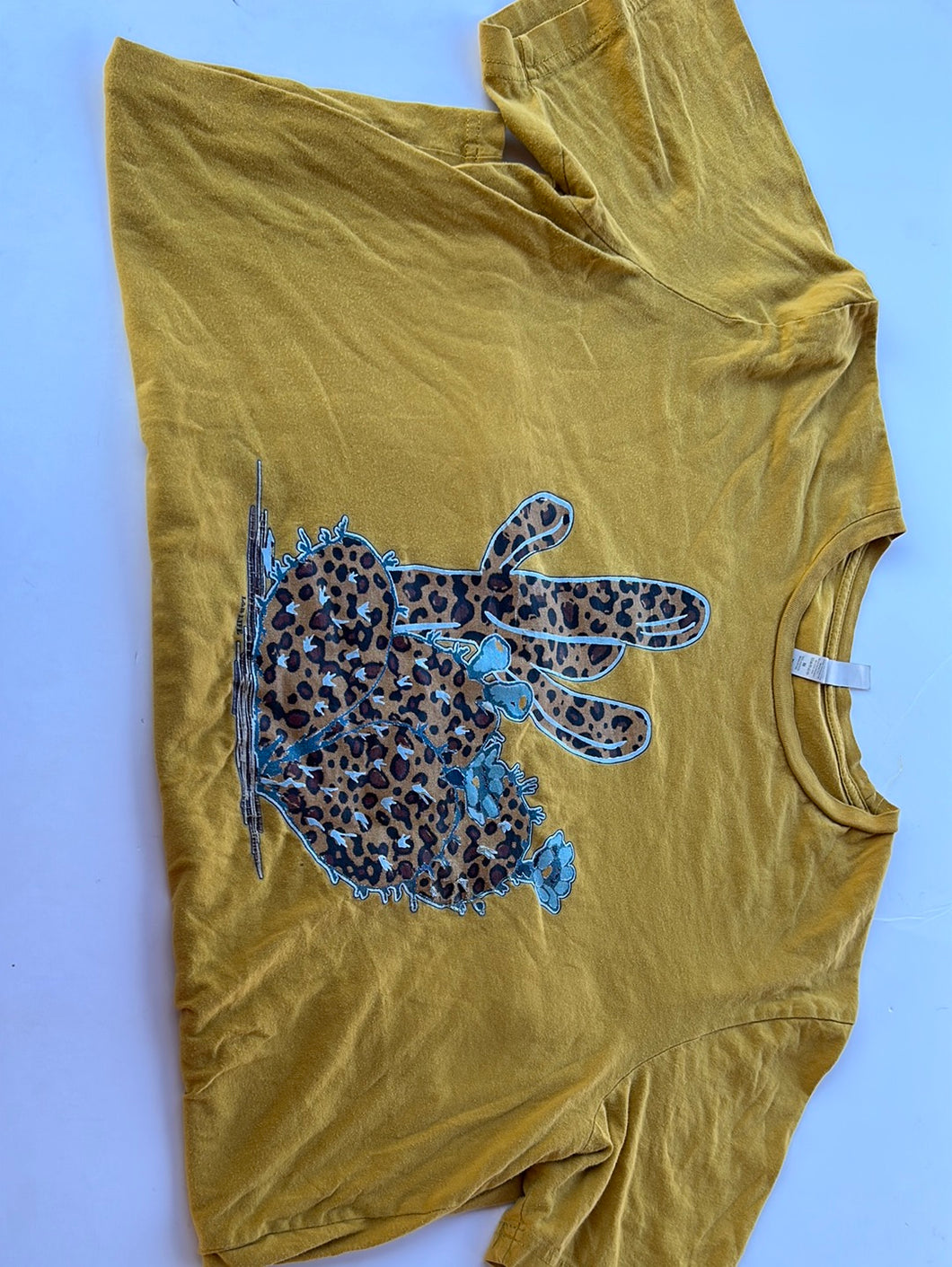 Mustard Pink Bulldog Womens Graphic Tee, XL