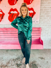 Load image into Gallery viewer, Satin button up collared shirt
