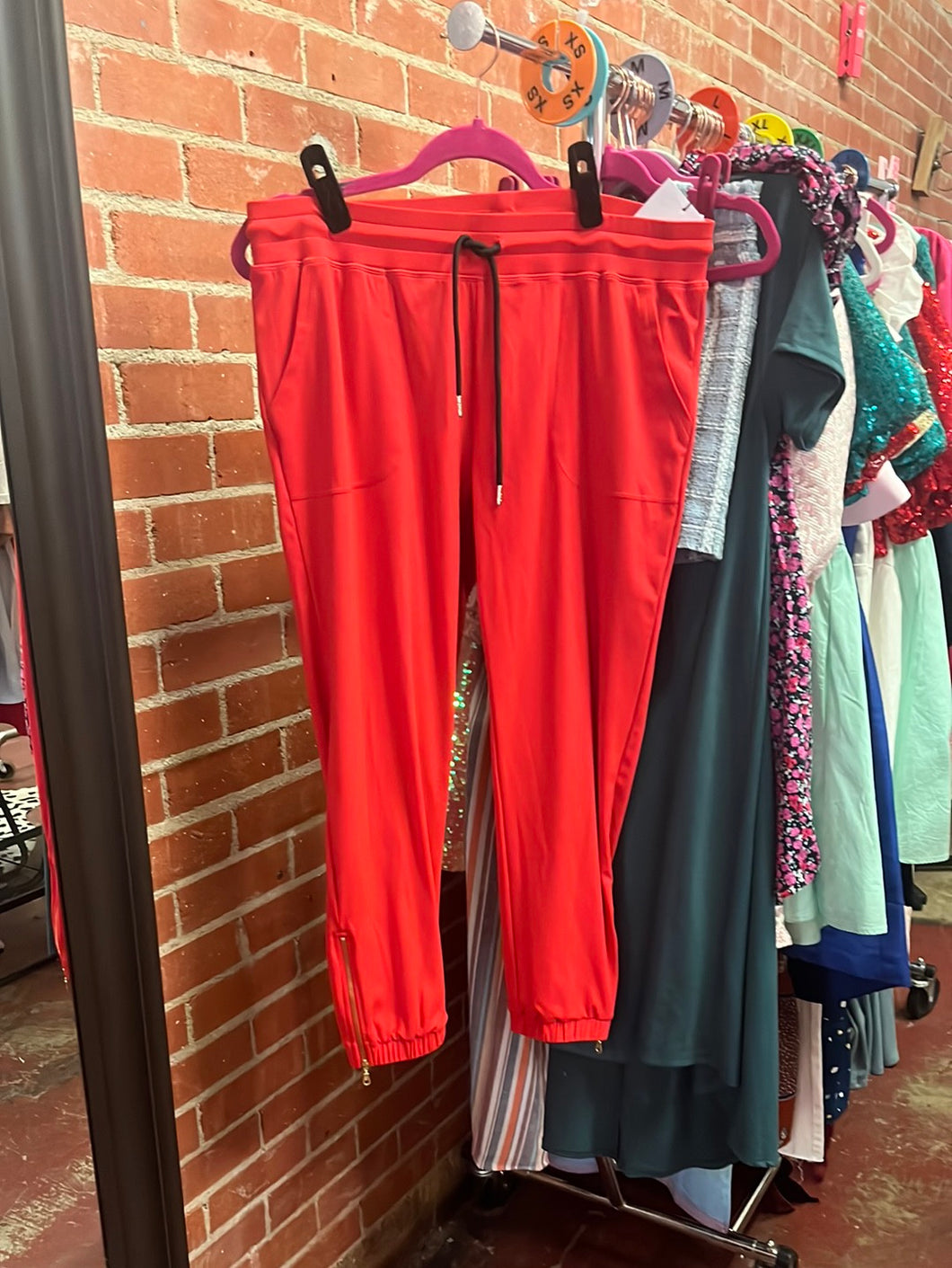 Red Zyia Joggers, Large