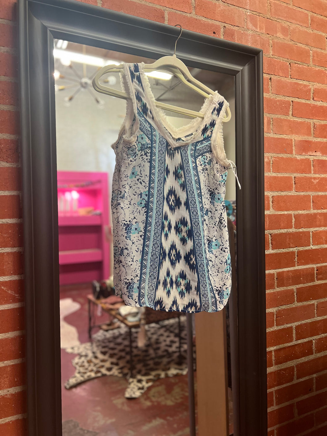 white/blue Charming Charlie Womens Top, Small