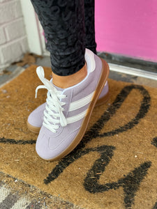 Stripe sneakers- Adult