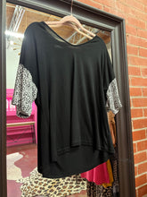 Load image into Gallery viewer, Black Grace &amp; Emma Womens Top, Large
