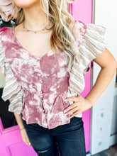Load image into Gallery viewer, Tie dye stripe button top
