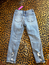 Load image into Gallery viewer, Denim Altr&#39;d State Jeans, 27
