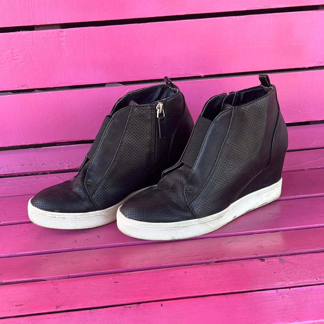 Black MIA Shoes, 7.5