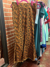 Load image into Gallery viewer, Leopard Turquoise Haven Jeans, Medium
