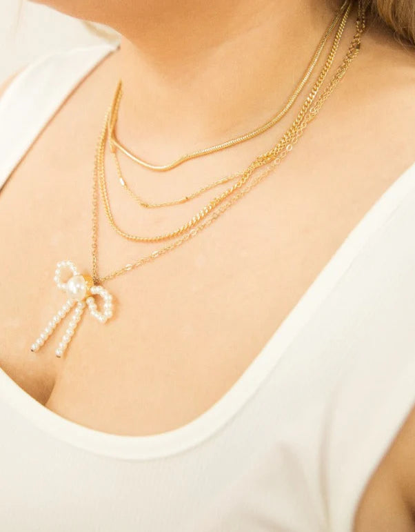 4 layer pearl bow necklace