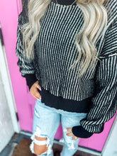 Load image into Gallery viewer, Two toned casual sweater
