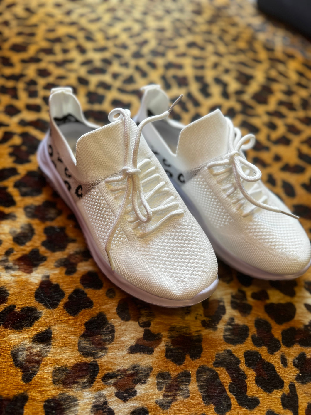 white/cheetah Pink Bulldog Shoes, 6
