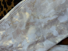 Load image into Gallery viewer, camo/glitter Mono B Leggings, Small
