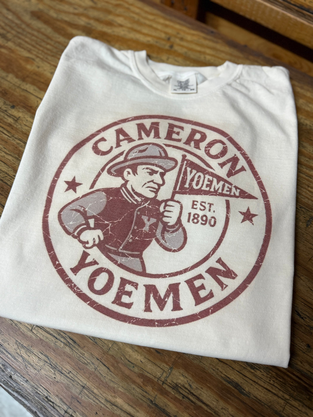 Cameron Circle Retro design