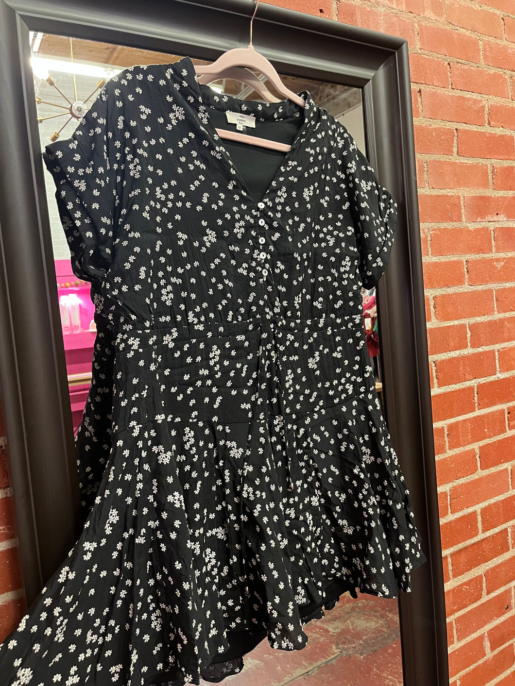 Black FLoral entro Womens Dress, Medium