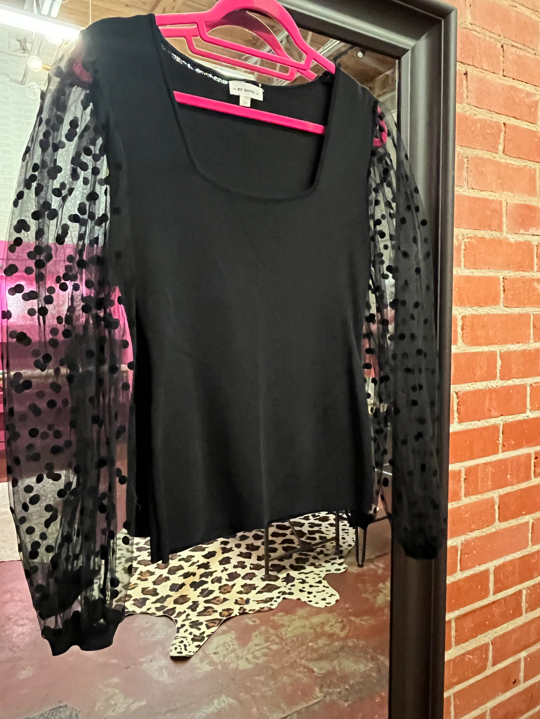 Black Eesome Womens Top, Large