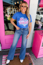 Load image into Gallery viewer, High Rise Wide Front Yoke And Heart Back Pocket
