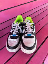 Load image into Gallery viewer, black/teal nike Shoes, 5 youth
