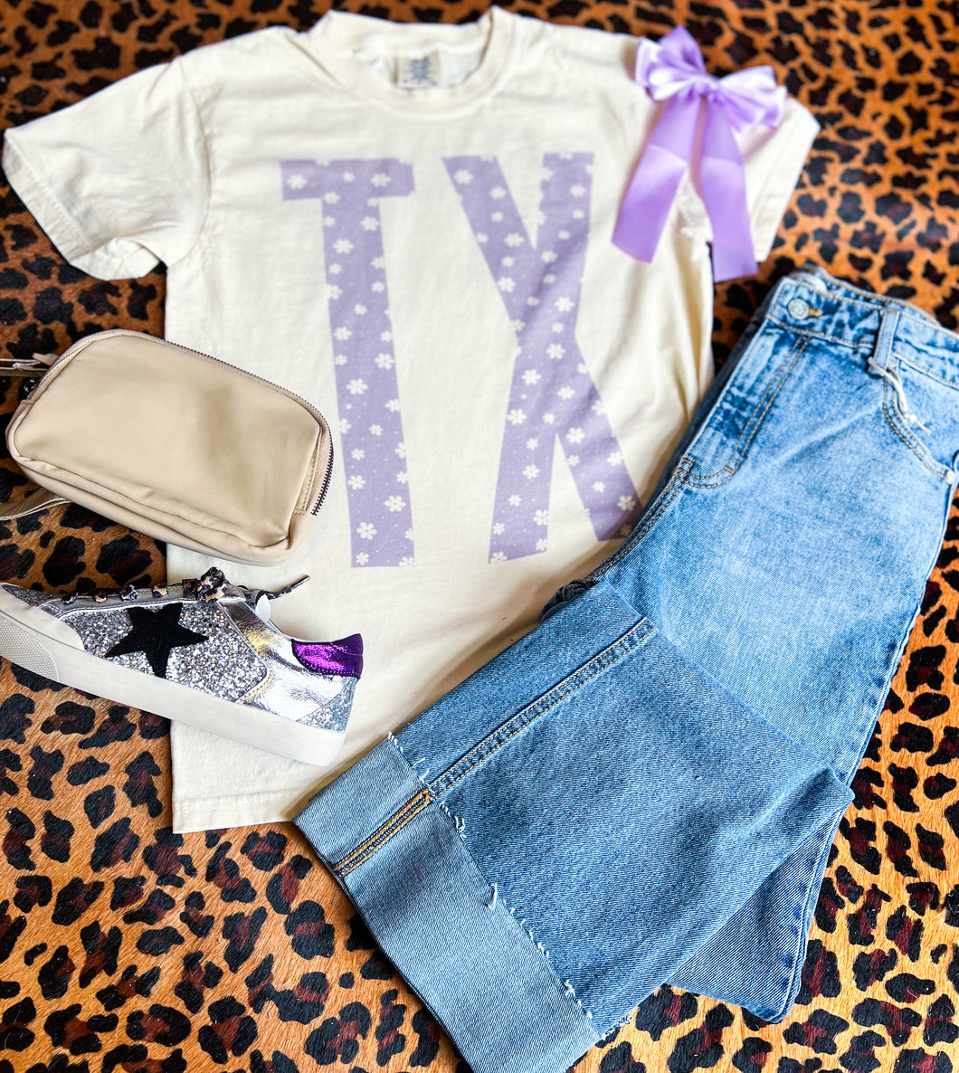 TX lavender floral tee