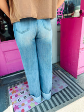 Load image into Gallery viewer, 90s stretch cuffed hemmed non distressed high rise jeans
