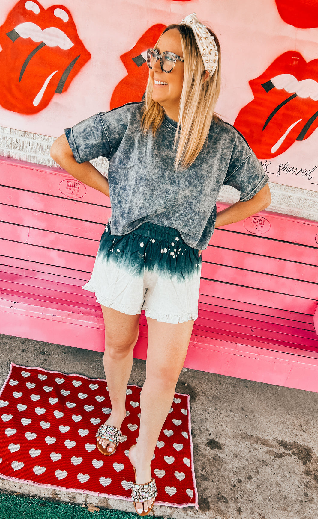 Bleached dyed linen shorts