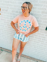 Load image into Gallery viewer, Peach Daisy Peace Sign Crop
