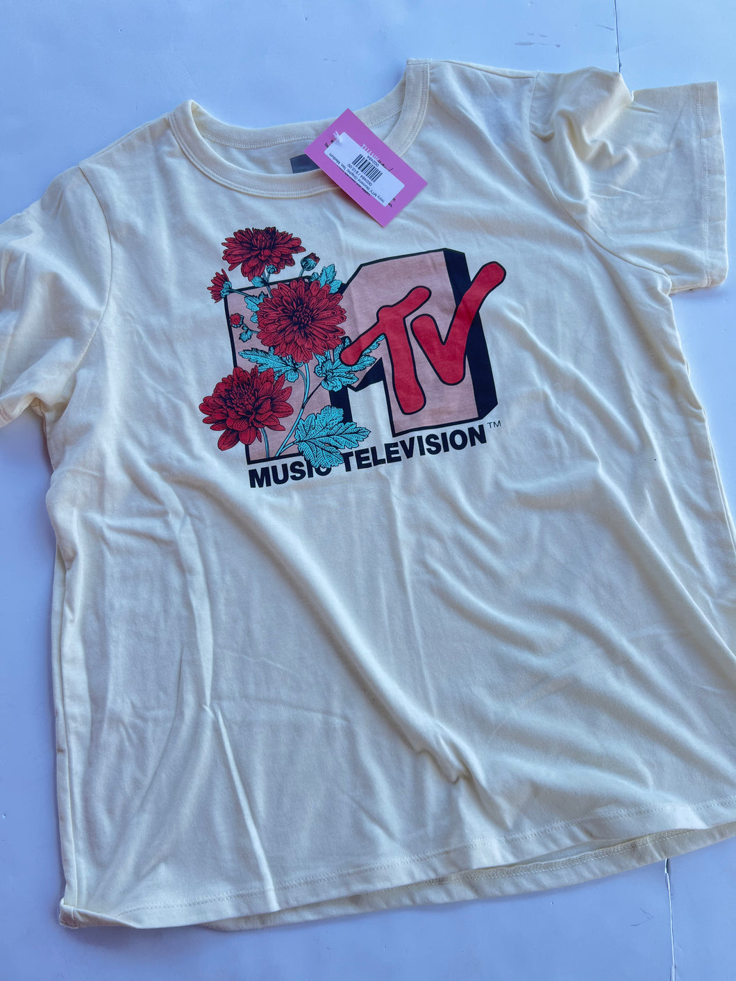 Ivory MTV Womens Graphic Tee, Medium