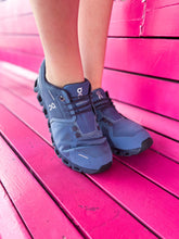 Load image into Gallery viewer, Gray On Cloud Shoes, 8.5
