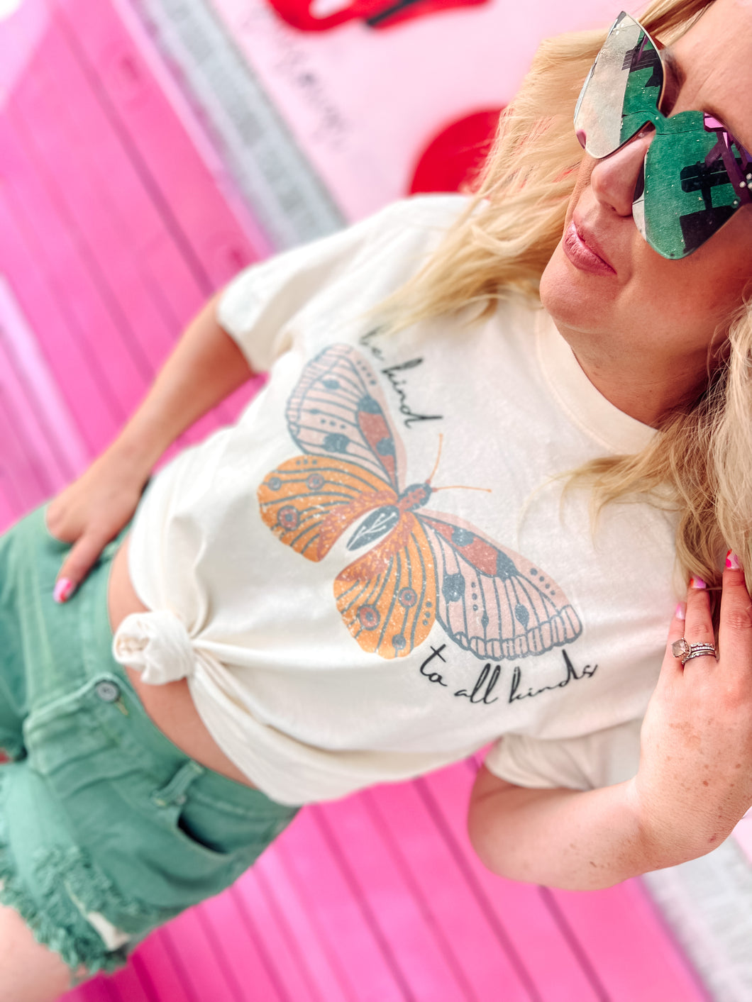 Be kind to all kinds tee