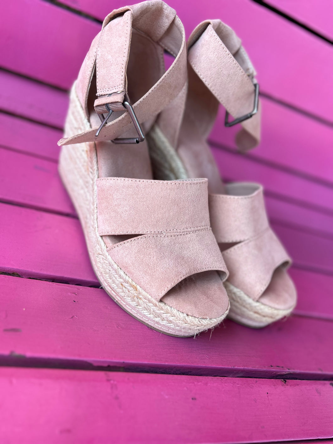 Beige Universal Thread Shoes, 9.5