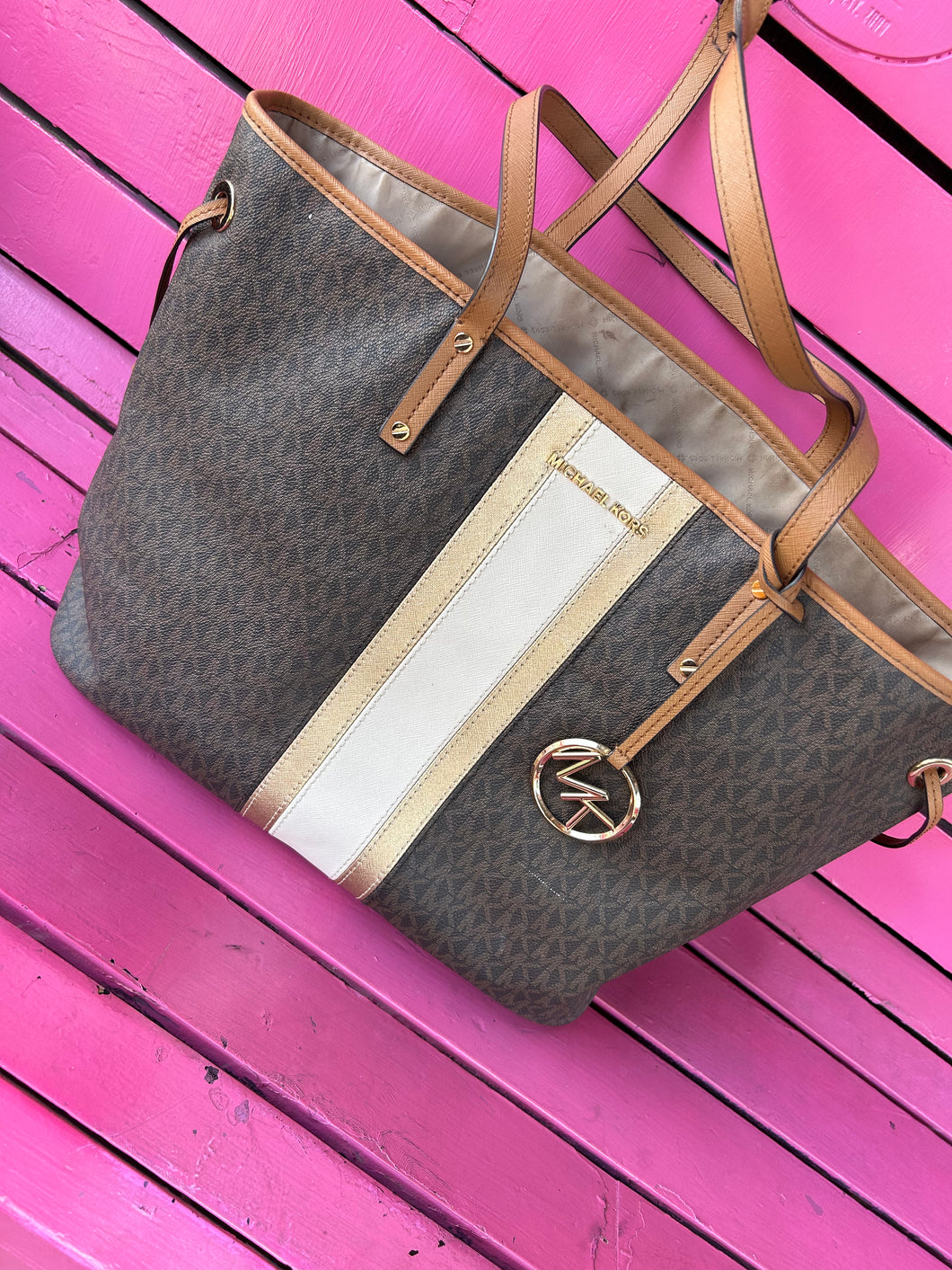Brown Michael Kors Handbags