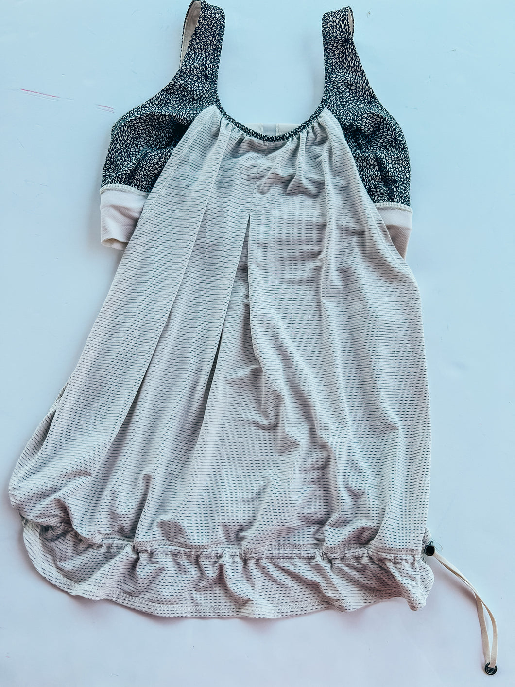 white stripe Lululemon Womens Top, 6