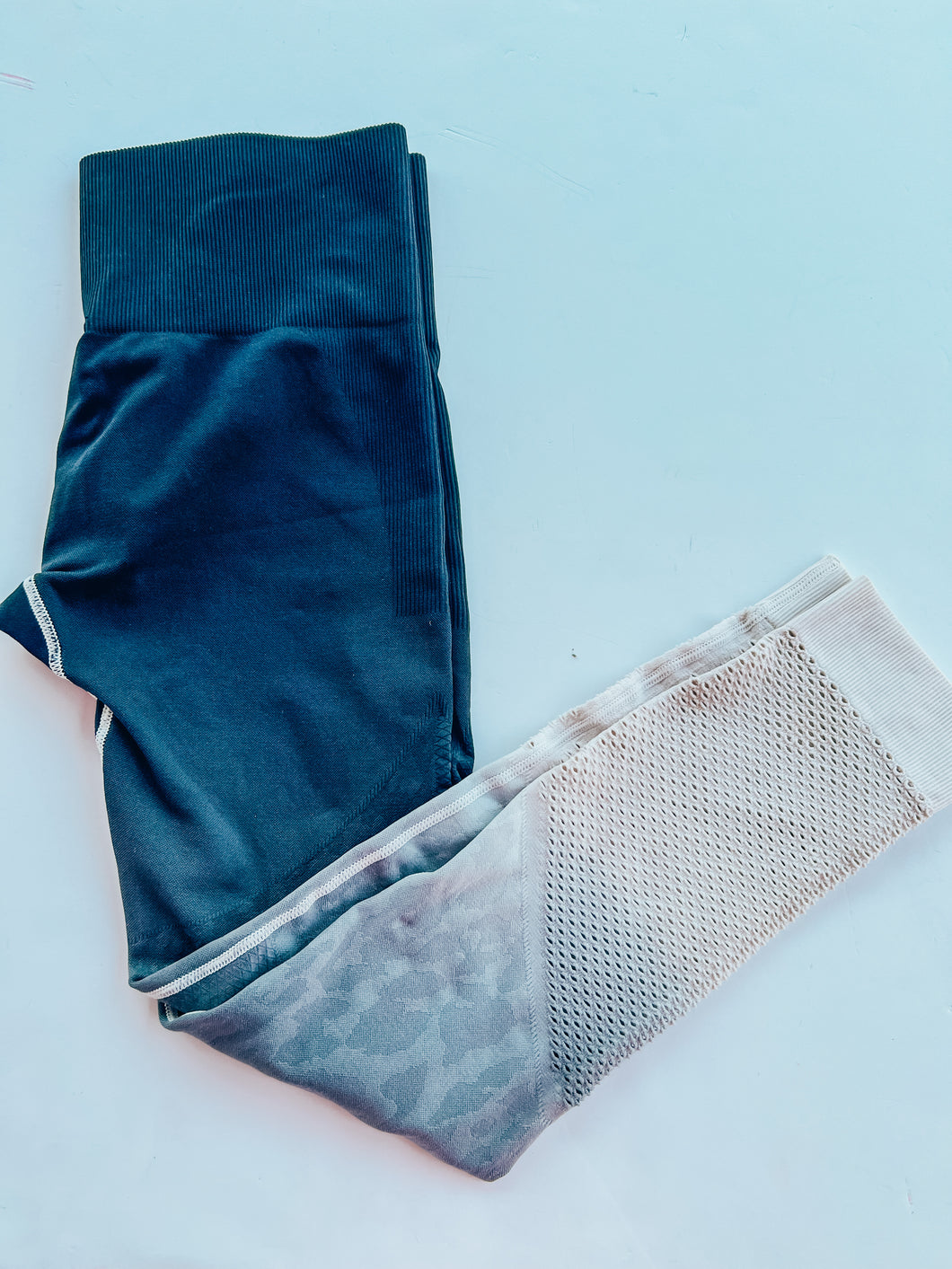 black blush ombre Mono B Leggings, Large