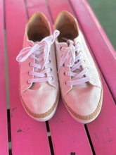 Load image into Gallery viewer, White Reef Shoes
