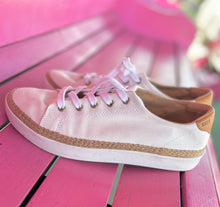 Load image into Gallery viewer, White Reef Shoes
