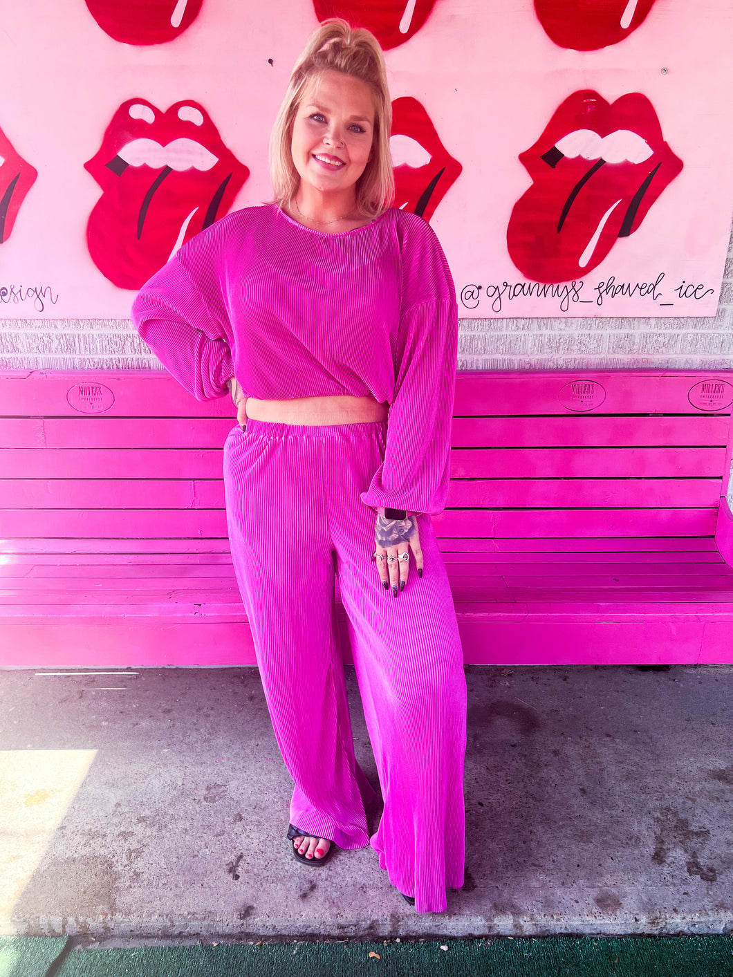 Hot pink pleated set