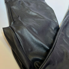 Load image into Gallery viewer, Black viv collection Leggings, Medium
