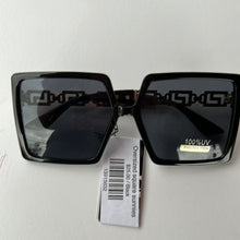 Load image into Gallery viewer, Oversized square sunnies
