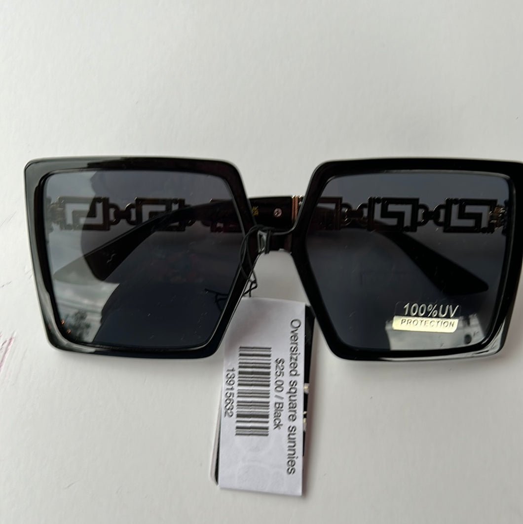 Oversized square sunnies