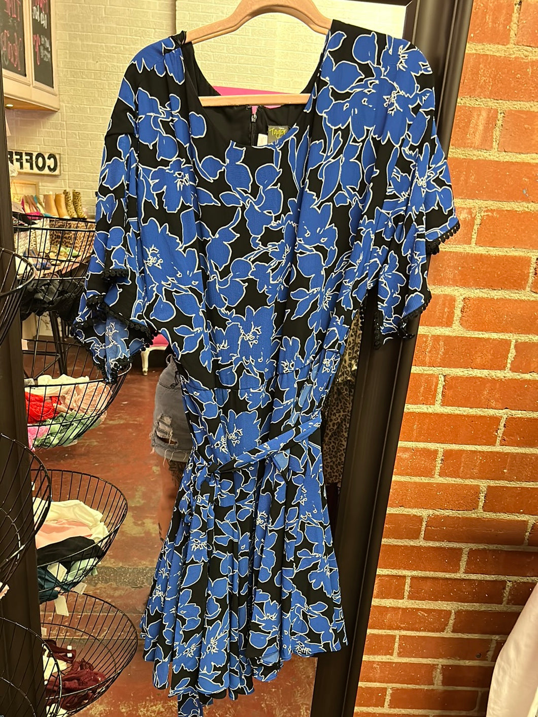 Floral Taylor Womens Dress, 18W