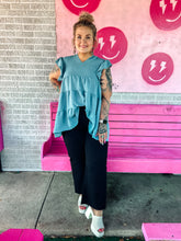 Load image into Gallery viewer, Wide legged cropped denim
