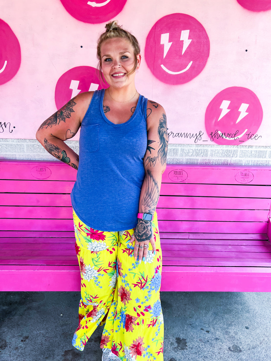 yellow floral Umgee Womens Pants, Medium