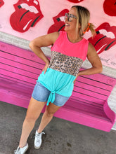 Load image into Gallery viewer, Denim Wired Heart Shorts, 30
