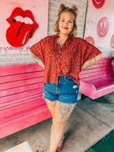 Load image into Gallery viewer, Leopard LulaRoe Womens Top, XL
