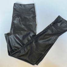 Load image into Gallery viewer, Black viv collection Leggings, Medium

