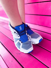 Load image into Gallery viewer, Blue On Cloud Shoes, 8.5
