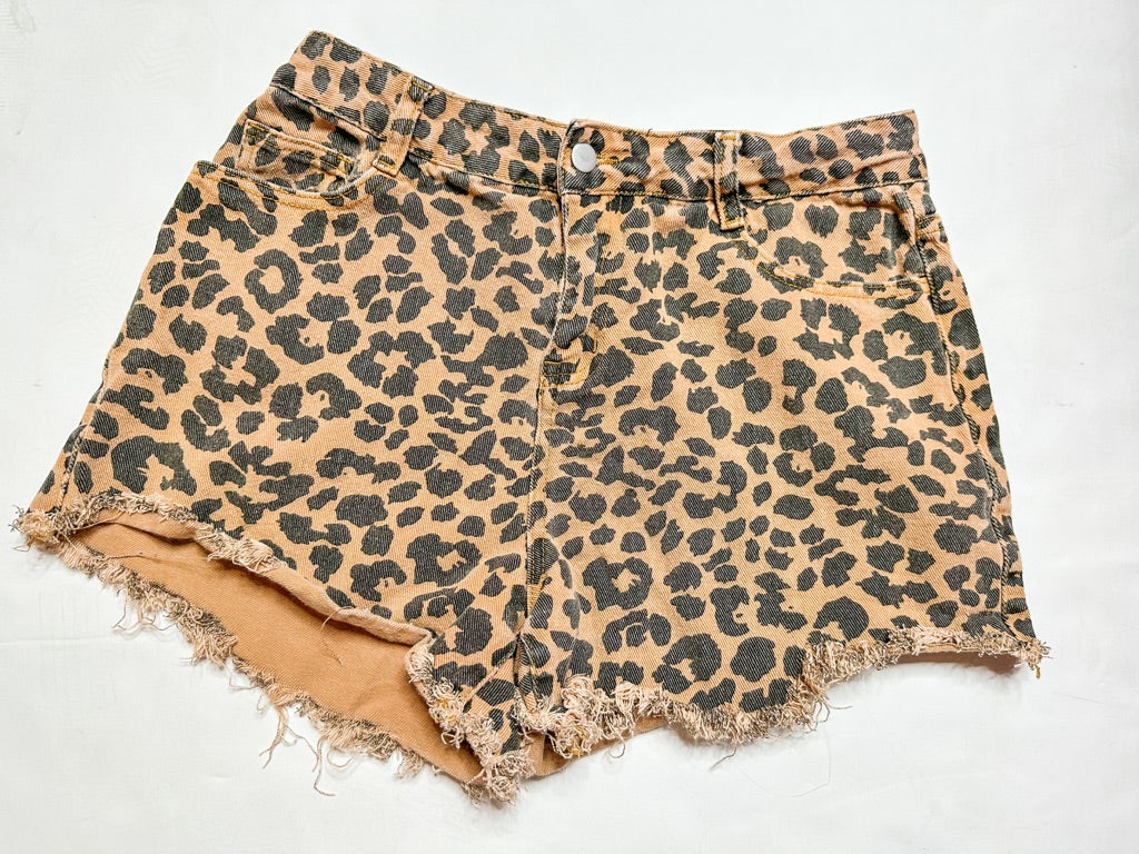 Leopard Hayden Shorts, Large