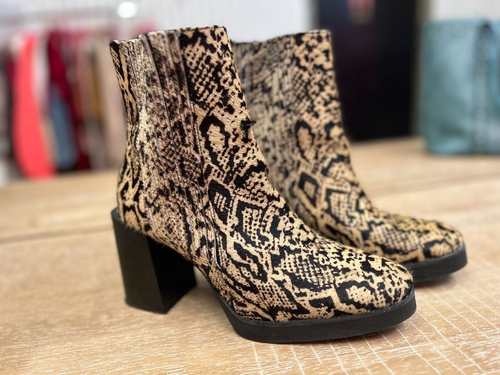 snakeskin Camel Toes Shoes, 9
