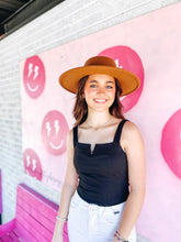 Load image into Gallery viewer, Wide Brim Felt Hat
