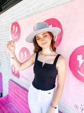 Load image into Gallery viewer, Wide Brim Felt Hat
