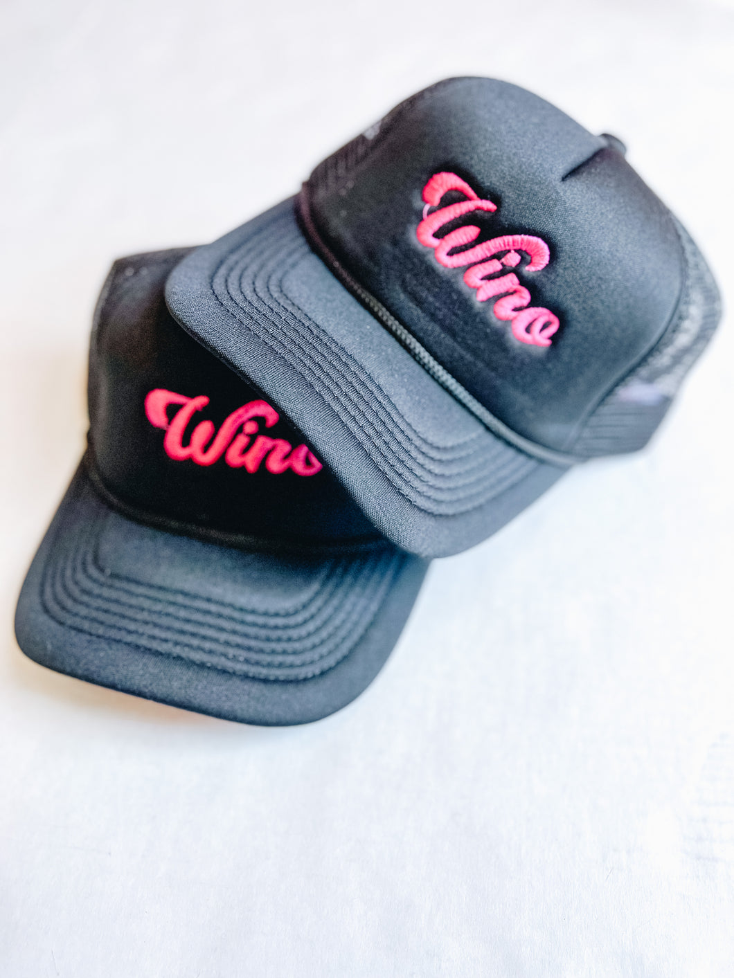 Mugsby - Wino Wine Lover Funny Trucker Style Hat