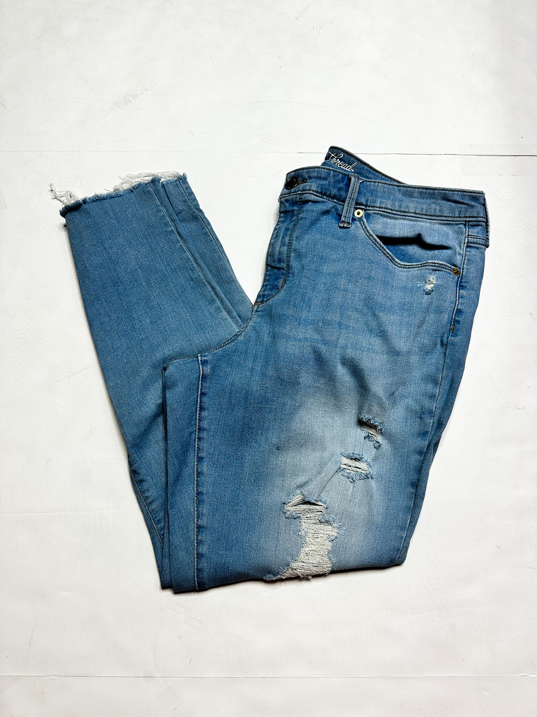 Denim Universal Thread Jeans, 16