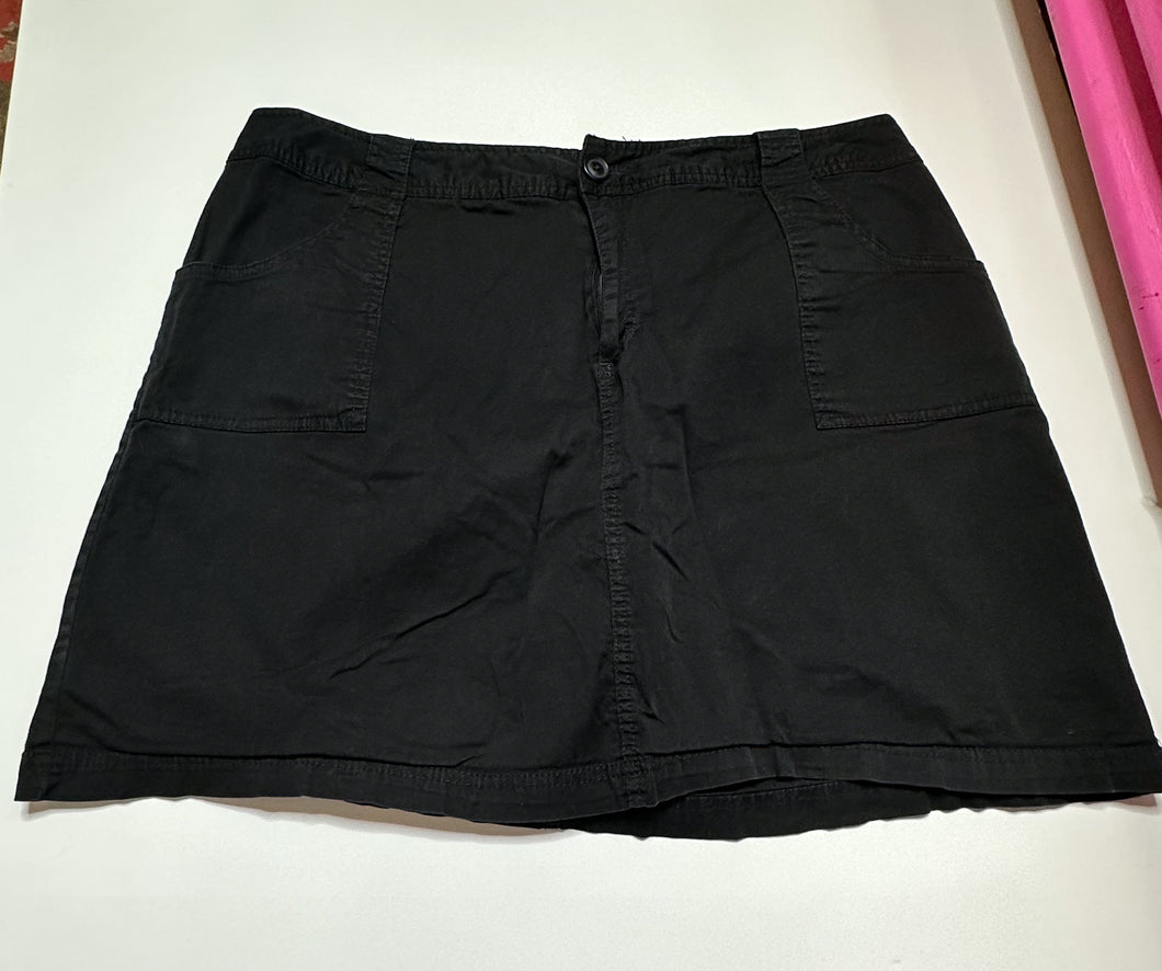 Black St. Johns Bay Skort, 20W